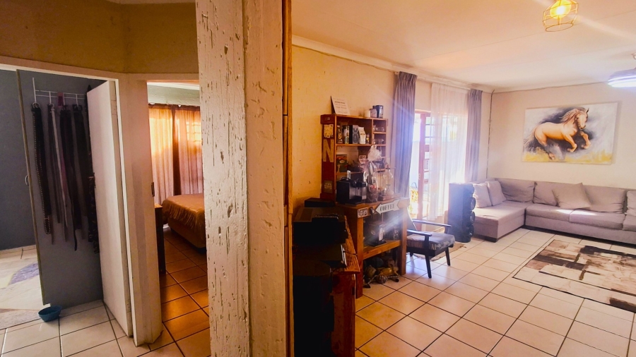 2 Bedroom Property for Sale in Vaalpark Free State